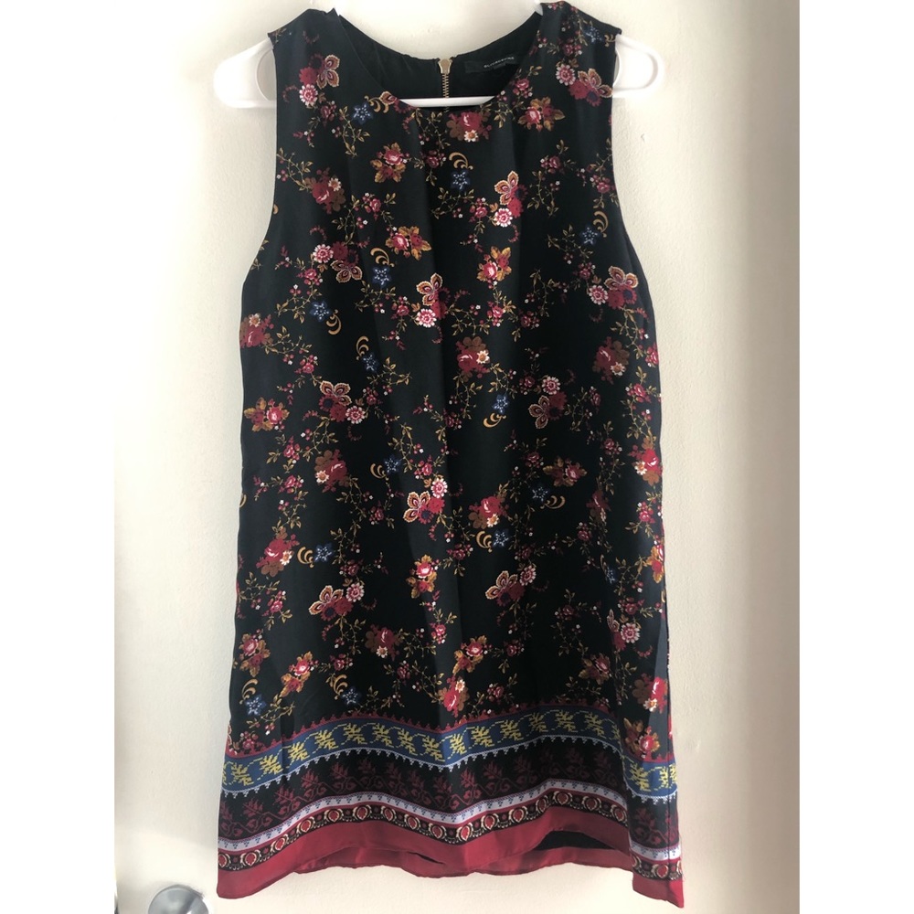 Olivaceous shift dress with pockets